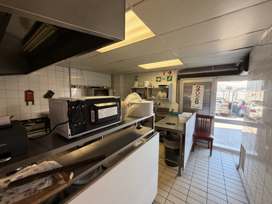 To Let Commercial Property for Rent in Green Point Western Cape
